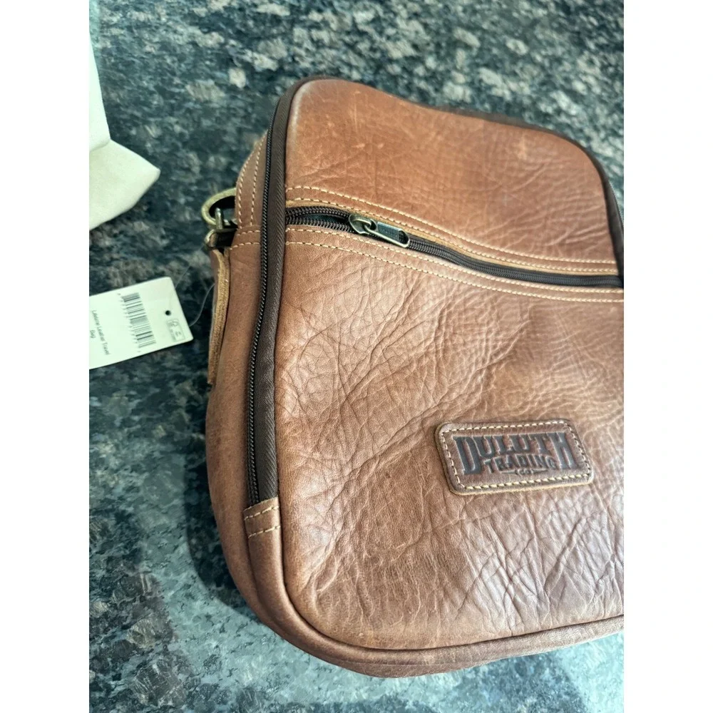 Duluth Trading Co Lifetime Leather‎ Travel Bag Brown Crossbody Messenger 97310